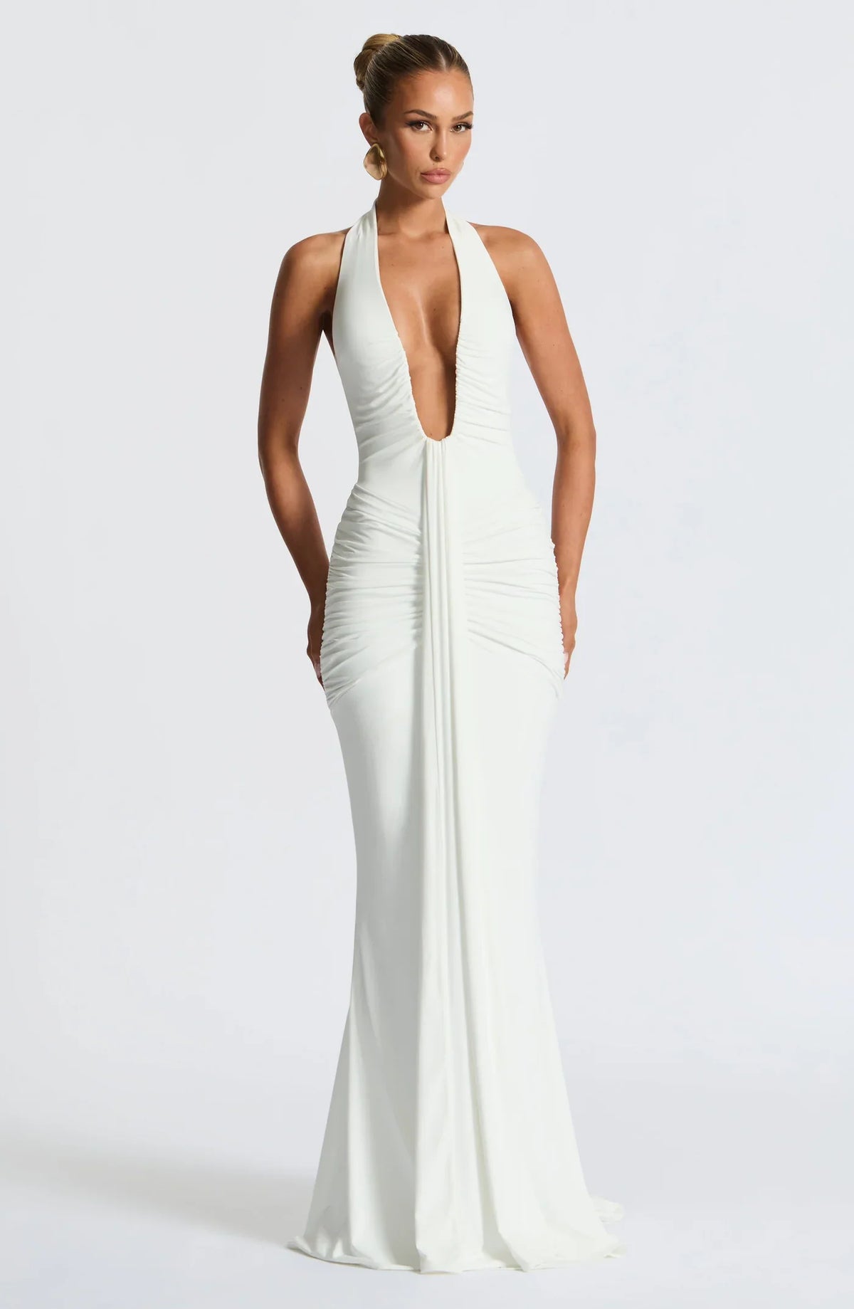 Aura – The Sculpted Goddess Gown