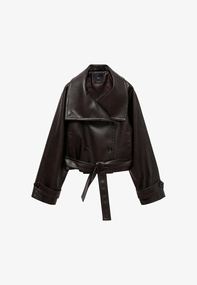 Ambre – The Iconic Belted Leather Look