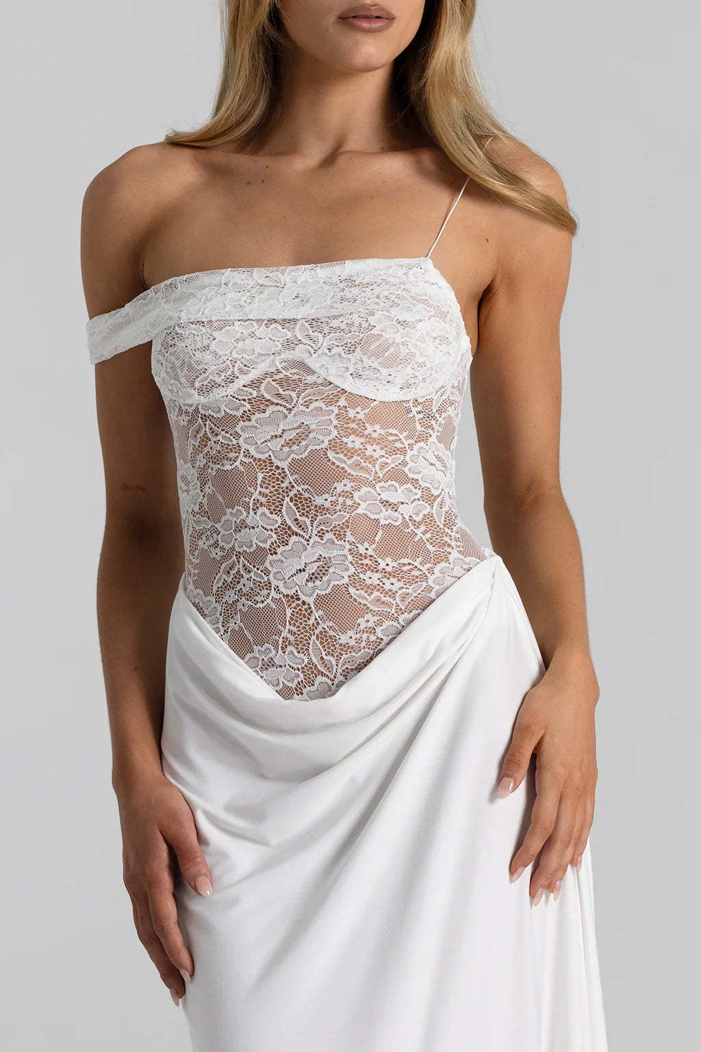 Clotilde – The Midnight Rose Gown