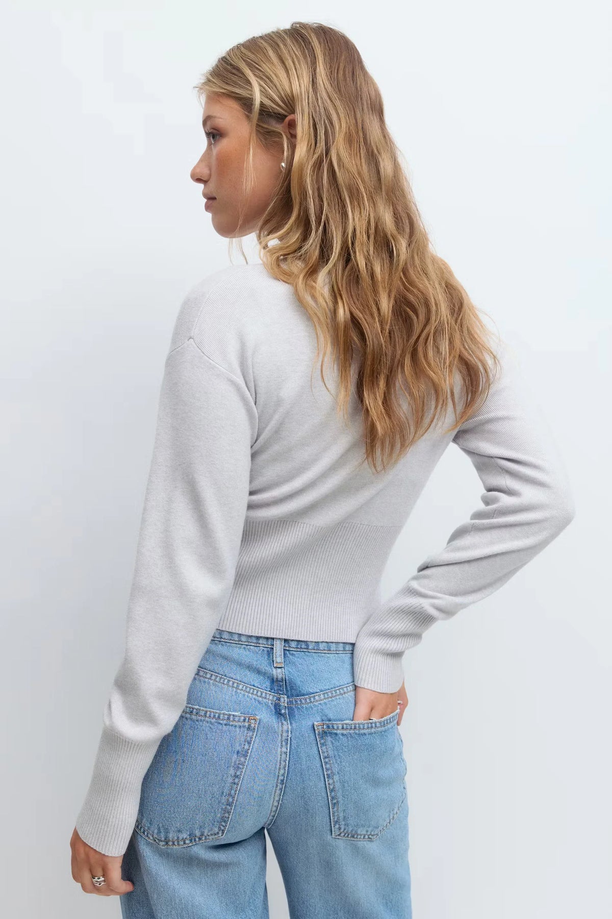 Nola – The Everyday Iconic Cardigan