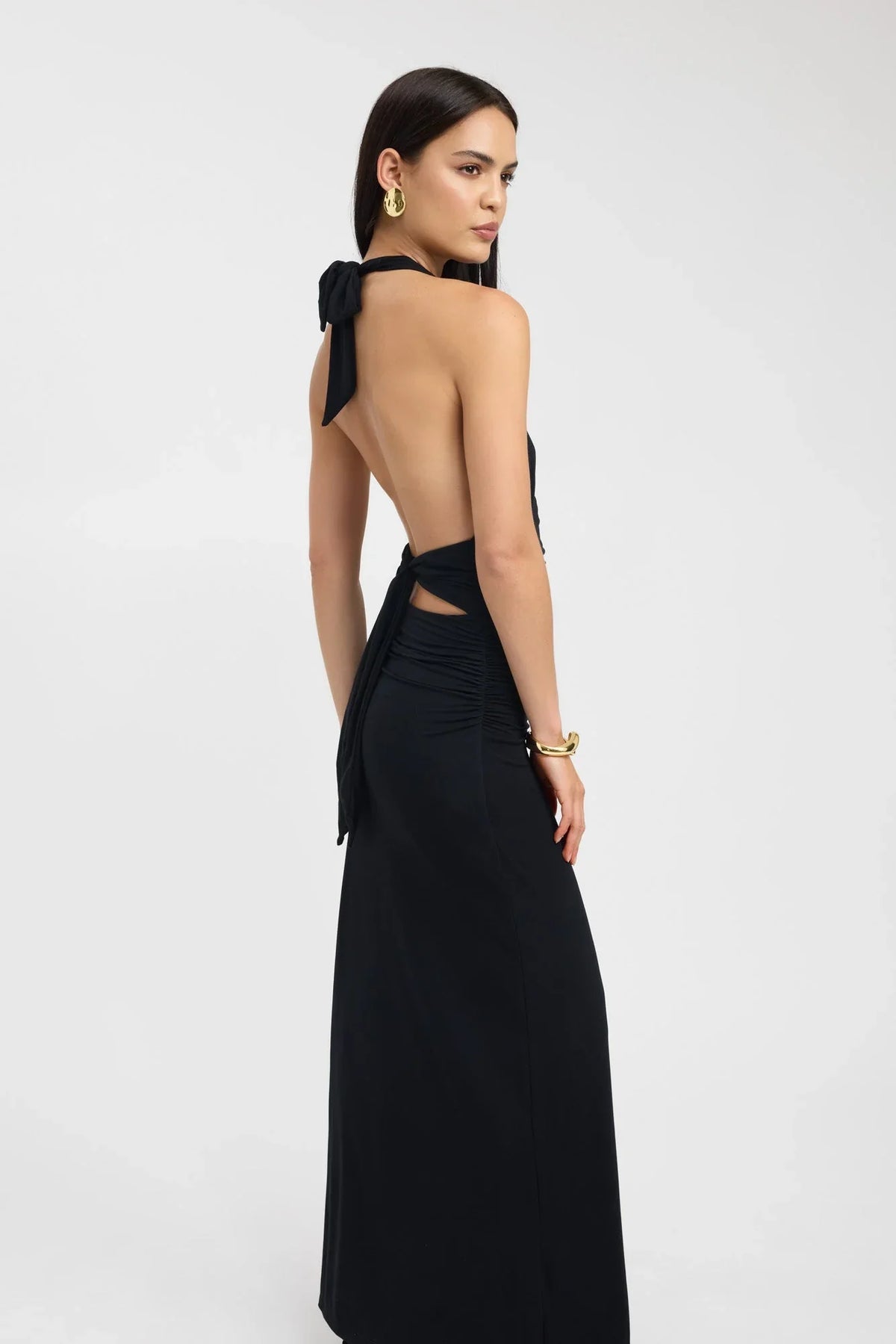 Étoile – The Backless Sculpting Dress