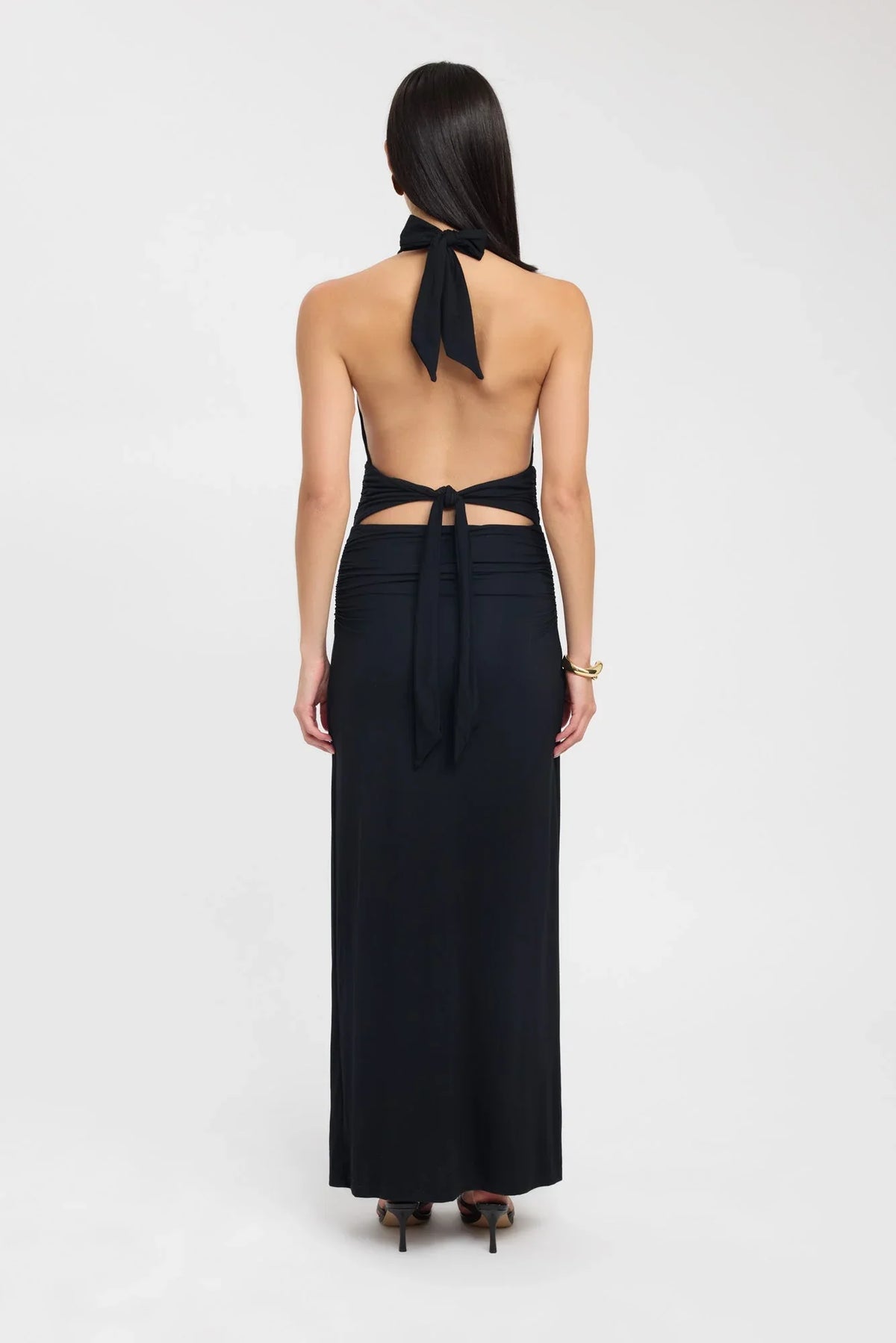 Étoile – The Backless Sculpting Dress