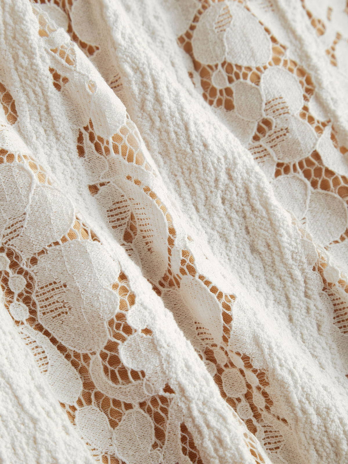 Eve – The Romantic Lace Siren Gown
