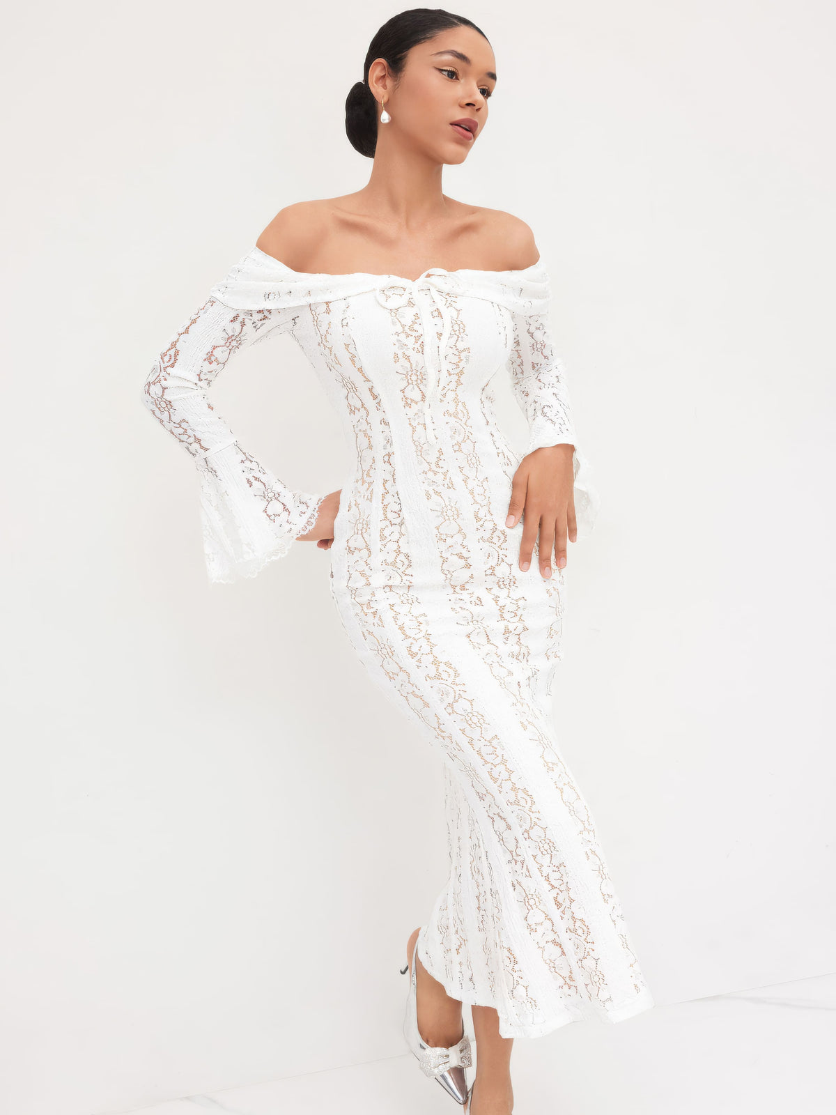 Eve – The Romantic Lace Siren Gown
