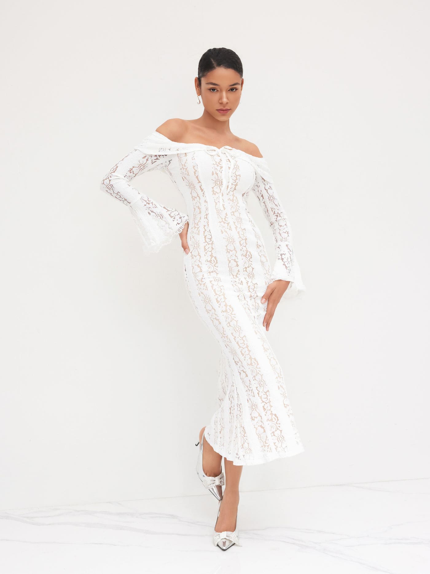 Eve – The Romantic Lace Siren Gown