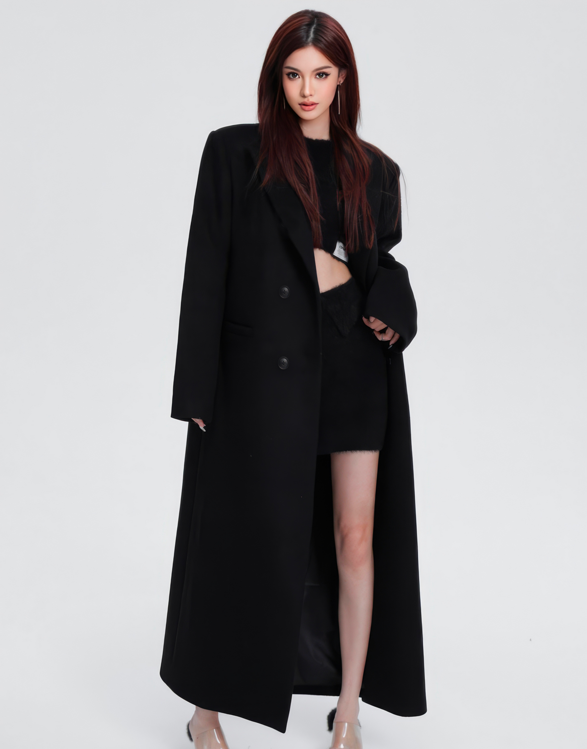 Nox – The Sculptural Wool Coat