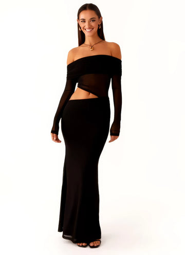 Panthère – The Bold Elegance Cut-Out Gown